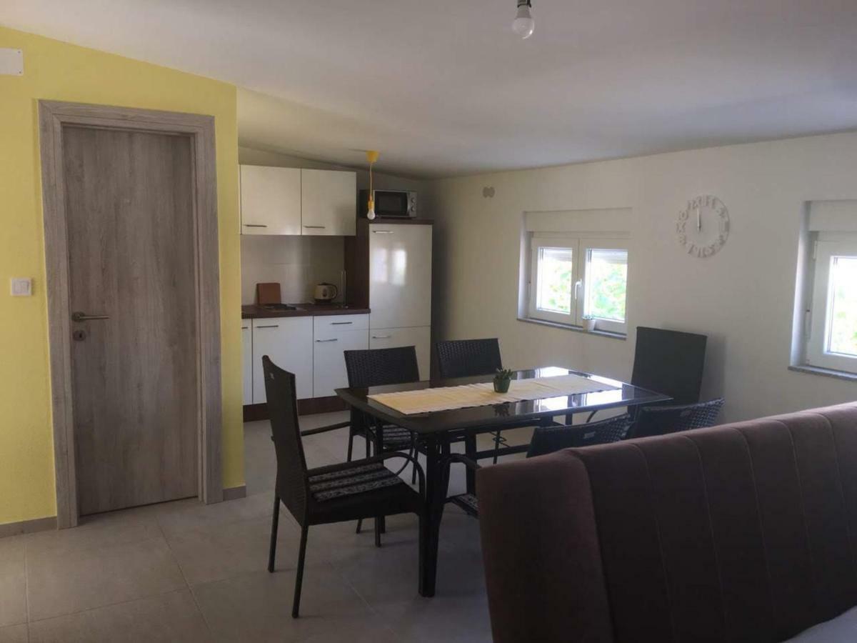 Apartman Bunaric Vir Eksteriør billede