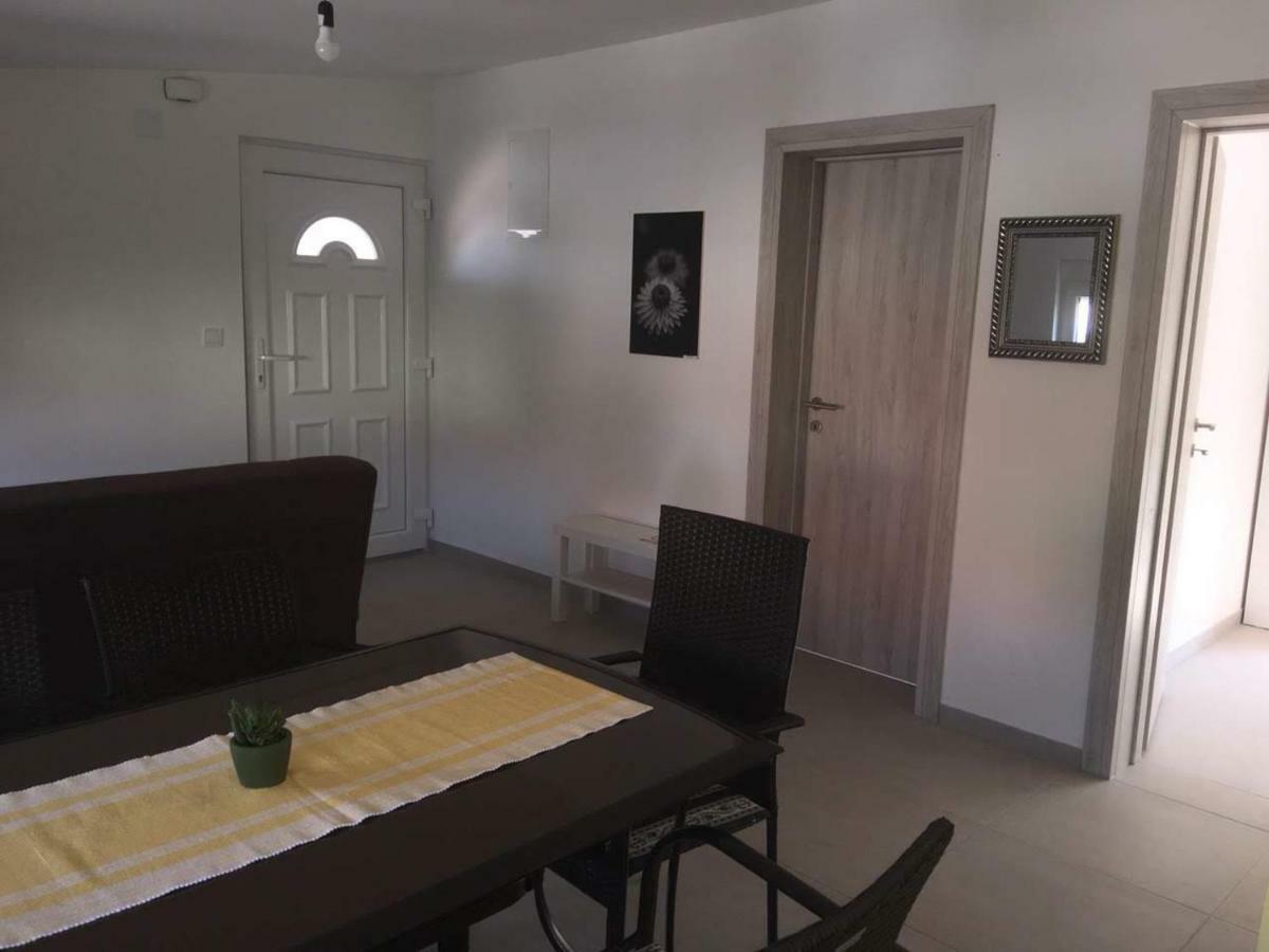 Apartman Bunaric Vir Eksteriør billede
