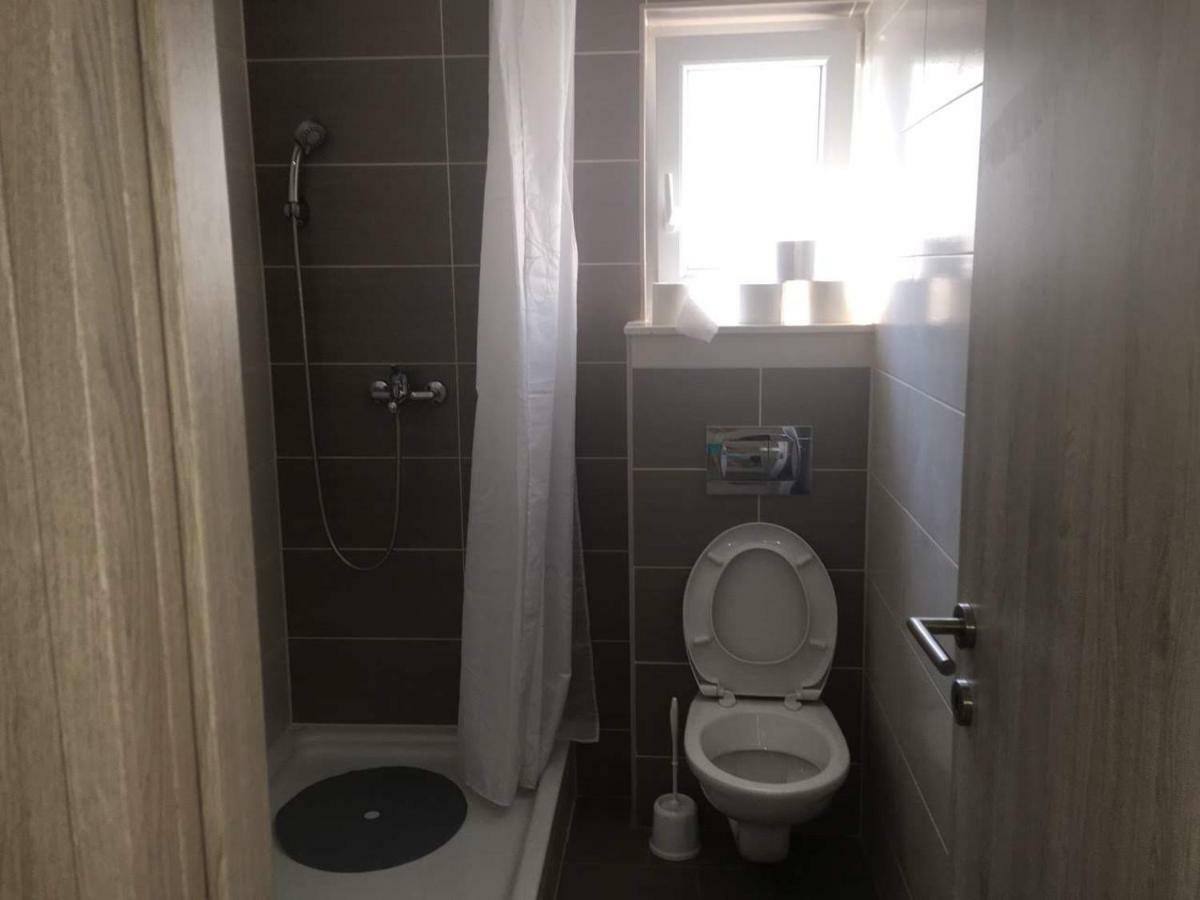Apartman Bunaric Vir Eksteriør billede