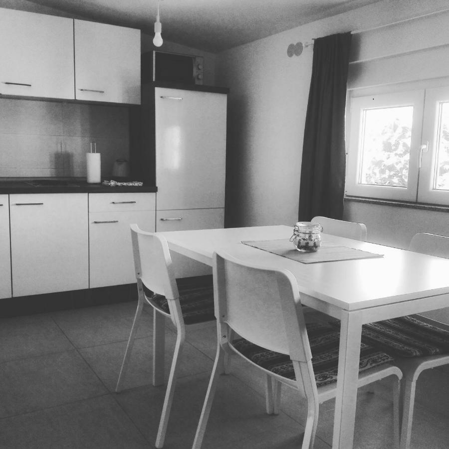 Apartman Bunaric Vir Eksteriør billede